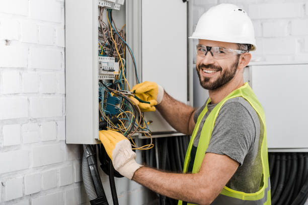 Best Local Electrician Companies  in Langley, WA